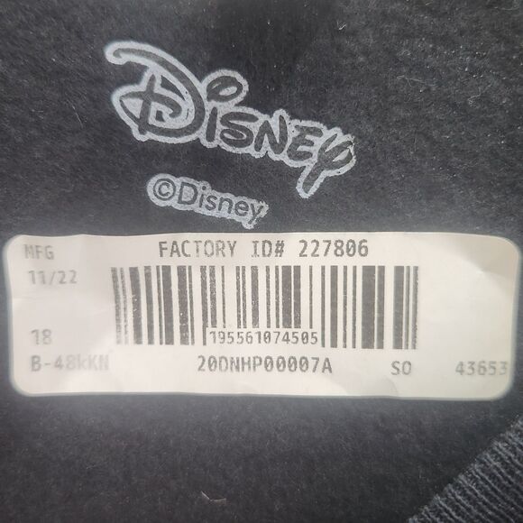 Disney HocusPocus-Black Flame Candle Graphic-Crewneck Sweatshirt NWT-L-Halloween - Picture 7 of 8